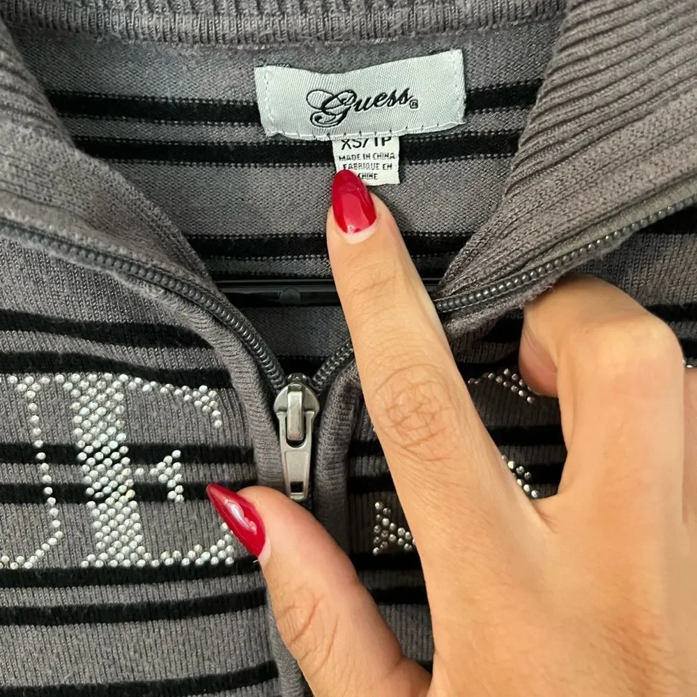 GUESS Zip Up Sweater - Picture 3 of 6